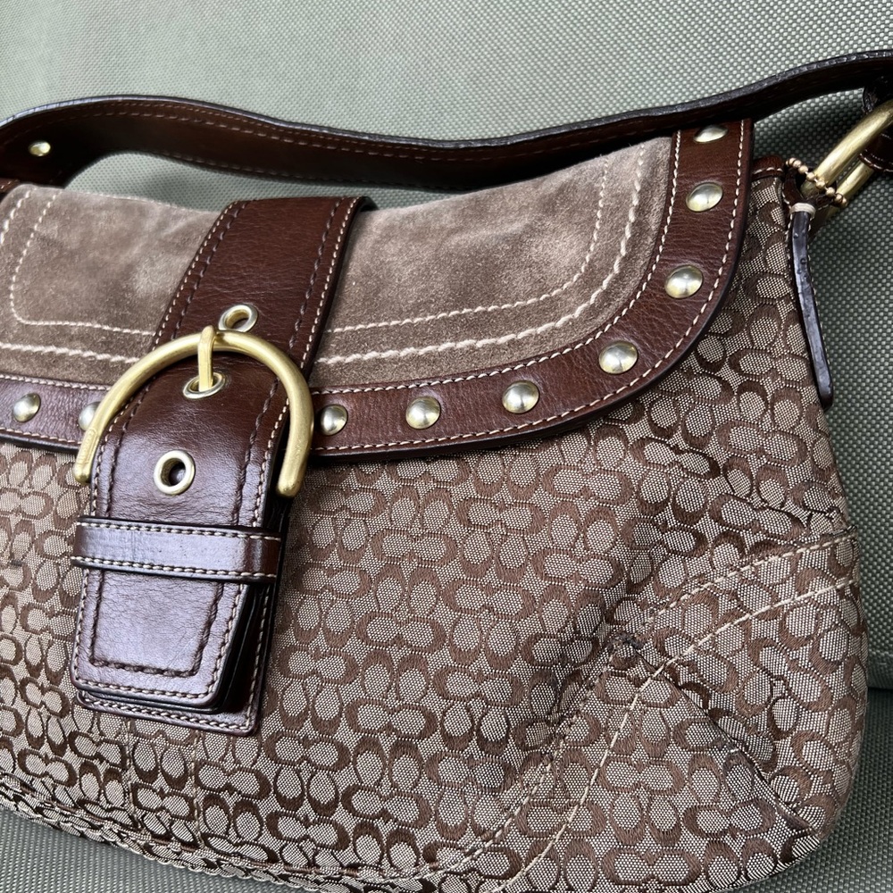 Coach Vintage Signature Soho Studded Brown Suede F11Rare Y2K Buckle Flap F11534 - Picture 2 of 10
